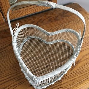 White Metal and wood distressed basket